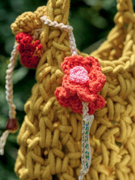 MISU A BARBE SMALL FLOWERS GATHERinG CHARM RED