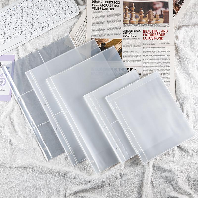 A4 Hvězdičkové Kreslené Album na Ukládání Karet: Průhledné album s volnými listy se čtyřmi a šesti kapsami na vnitřních stranách