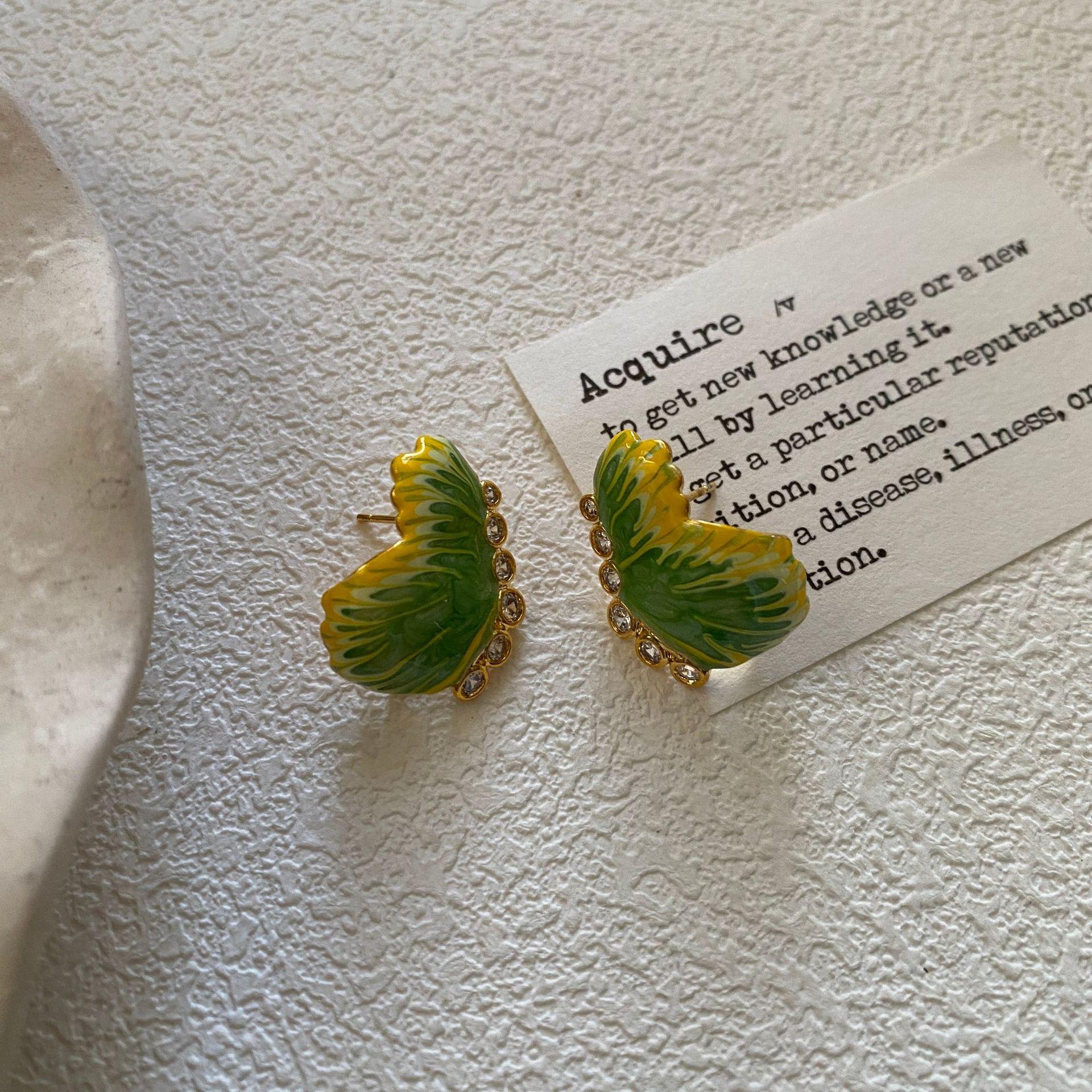 

Персонализированные модные серьги-гвоздики с масляной эмалью и каплями масла в виде бабочки, женские серьги-гвоздики в стиле ретро во французском стиле Sense Light Luxury Tide