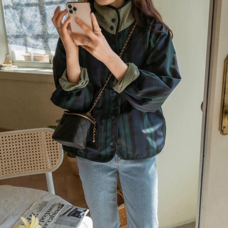 Women's Versatile Reversible Plaid Short Jacket - Korean Style, Spring/Autumn 2025, Loose Fit, Small Size Trench Coat