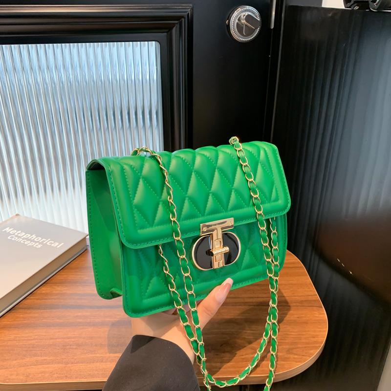 

High-end texture fashion small bag women s autumn new diamond bag versatile single shoulder niche portable small square bag oblique зелёный