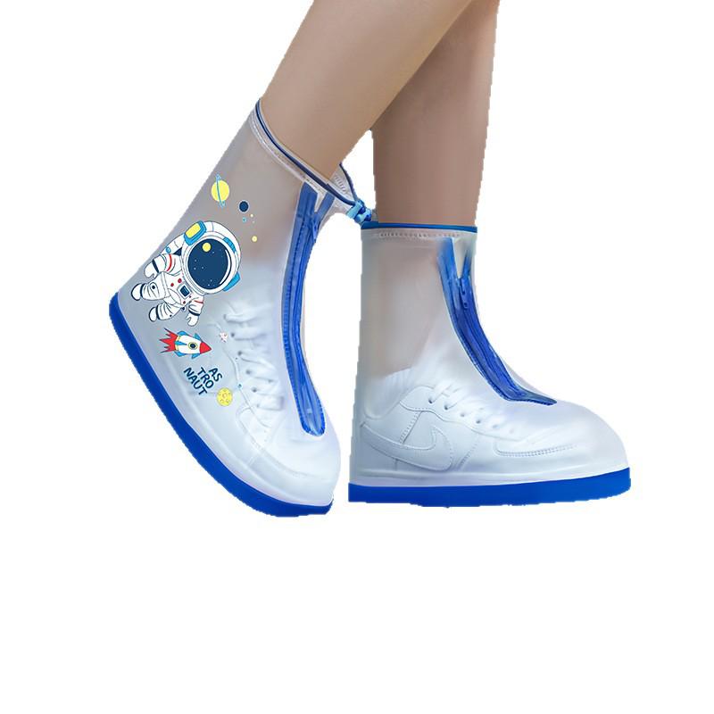 Weatherproof Unisex Shoe Covers: Snow-Resistant, Mid-Calf, Slip-On PVC for Cycling and Outdoor Use.