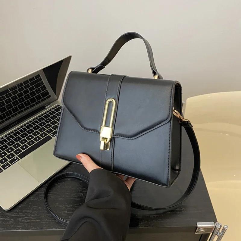 New high-end and elegant single shoulder female fashion crossbody bag casual and versatile small square bag