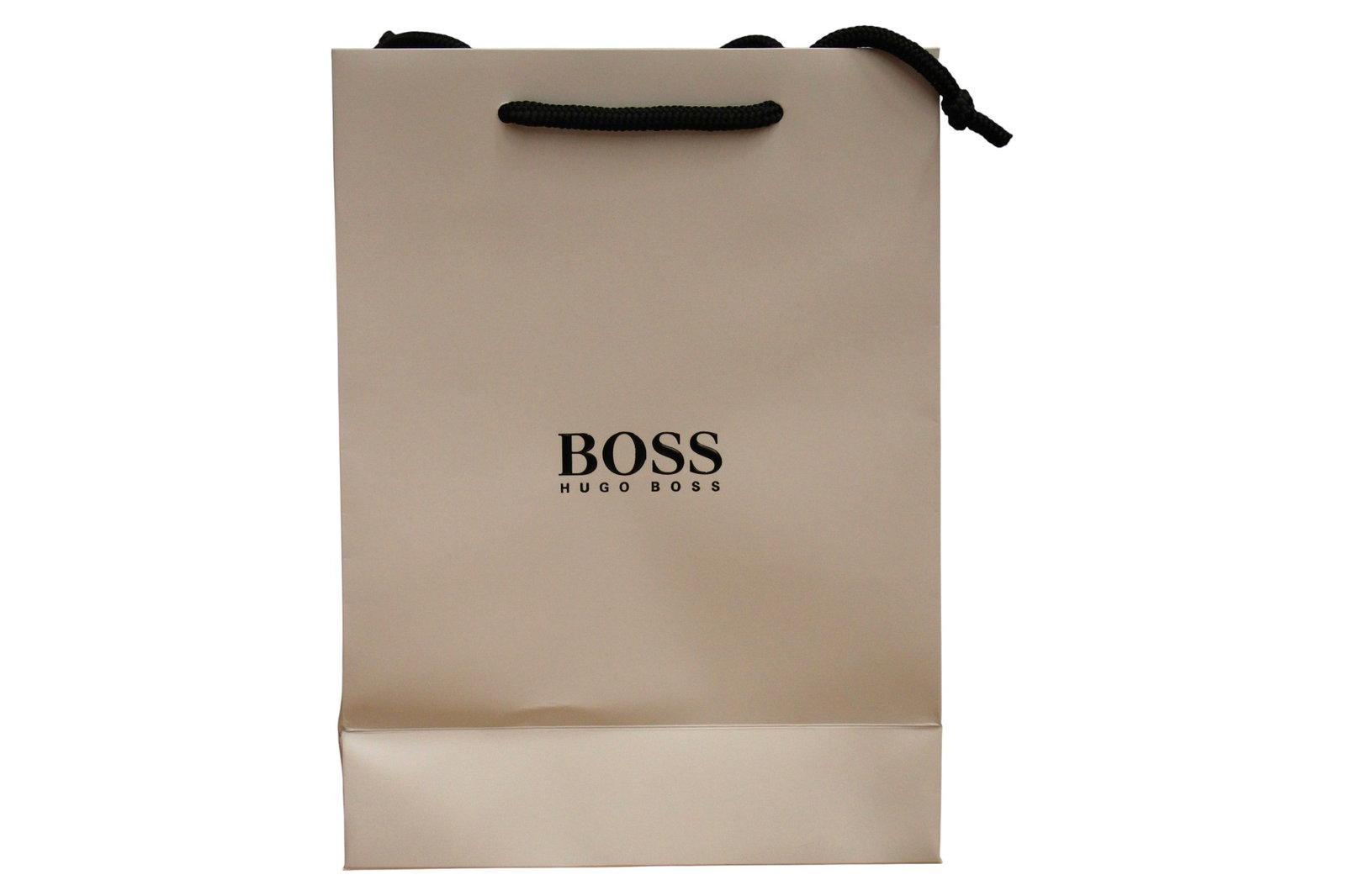 Hugo Boss, Hugo Boss, Kartona iepirkumu