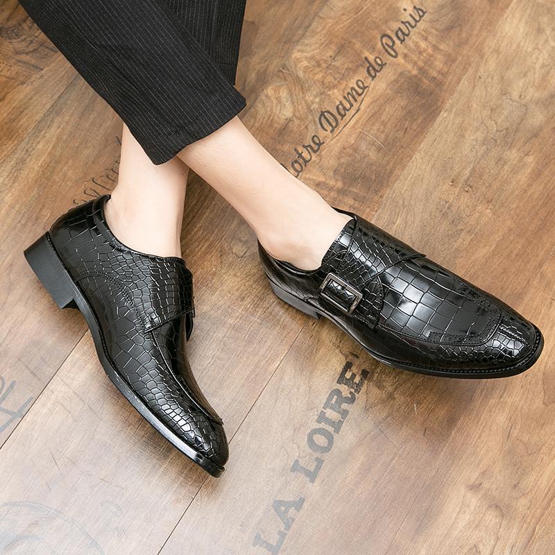 Pánské špičaté kožené boty Letní prodyšné Britské kožené boty Korejská verze Lakovaná kůže Lesklý povrch