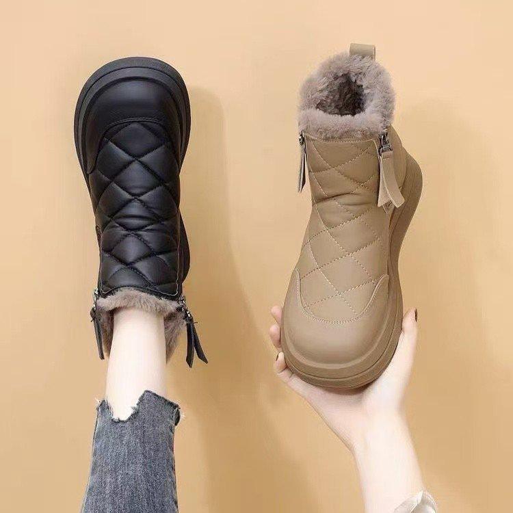Popular snow boots women's winter 2025 new velvet thickened Northeast cotton shoes waterproof, non-slip and warm short boots