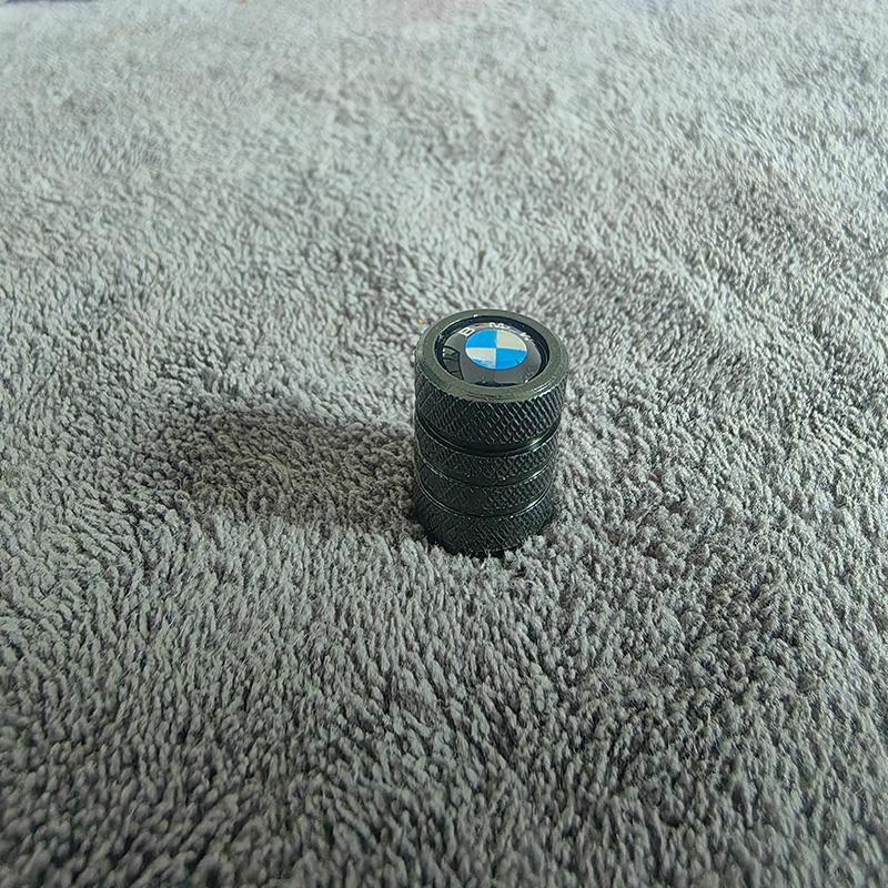 Nakrętki na wentyle kół samochodowych, Osłonka trzpienia z logo, Stylizacja auta dla serii BMW 1 2 3 4 5 6 7 X1 X4 X3 X5 ix3 I4 M3 M4 M2 X7 I5 M5 IX1