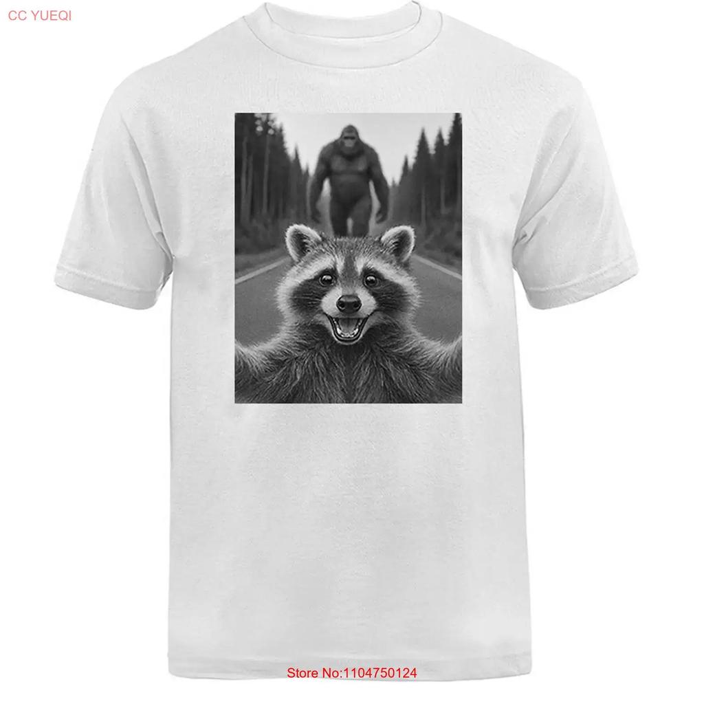 Scared Raccoon Selfie with Sasquatch Bigfoot Humorous T shirt vintage Washed Breathable Stretched Slightly Unisex Versatile