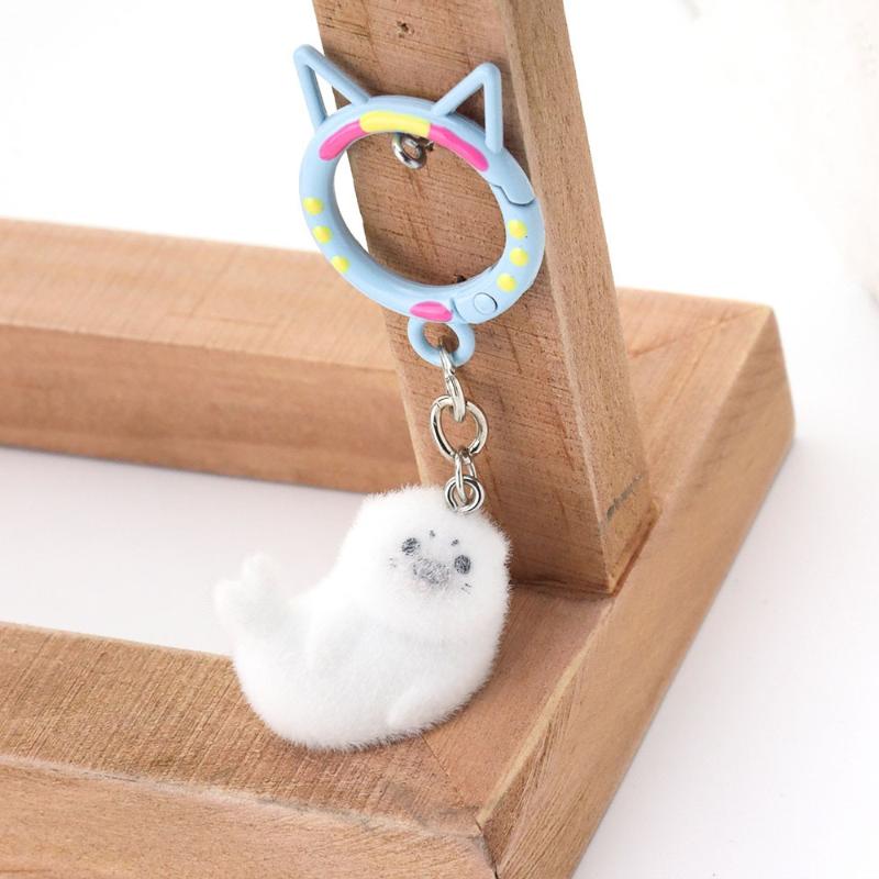 1Pcs Animal Plush Dolls Pendant Cute Flocking Resin Seal Love Keychain For Bag Mobile Phone Charms Home Decoration Crafts