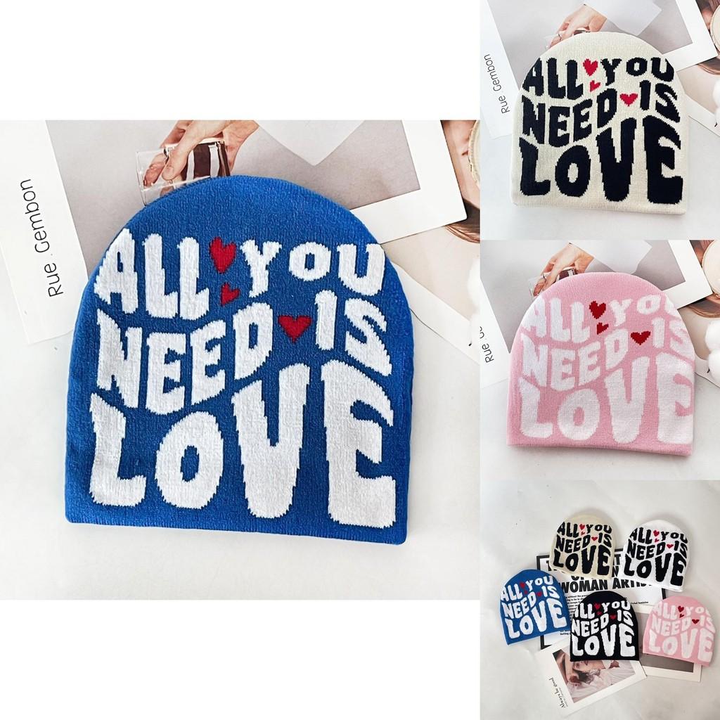 Simple Color Blocked Letter Heart Pattern Women Casual Warm Knitted Hat For Autumn Casual Wear