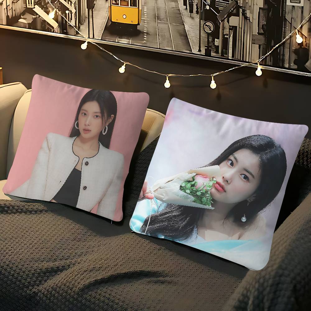 Singer C-Cho-Hyewon Pillowcase Toon Gift Cushion Cover Bedroom Home Sofa Chair Seat Decor Pillow Case
