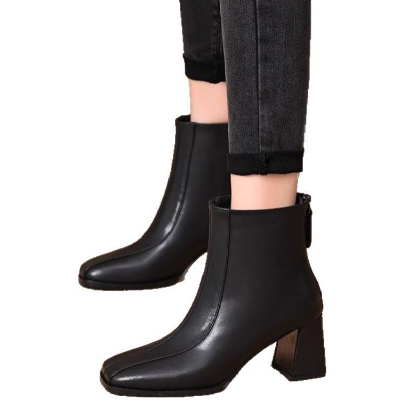 

Heel-enhancing Shoes - New Styles for Autumn and Winter - Short Boots with Added Insulation - High Heels 34