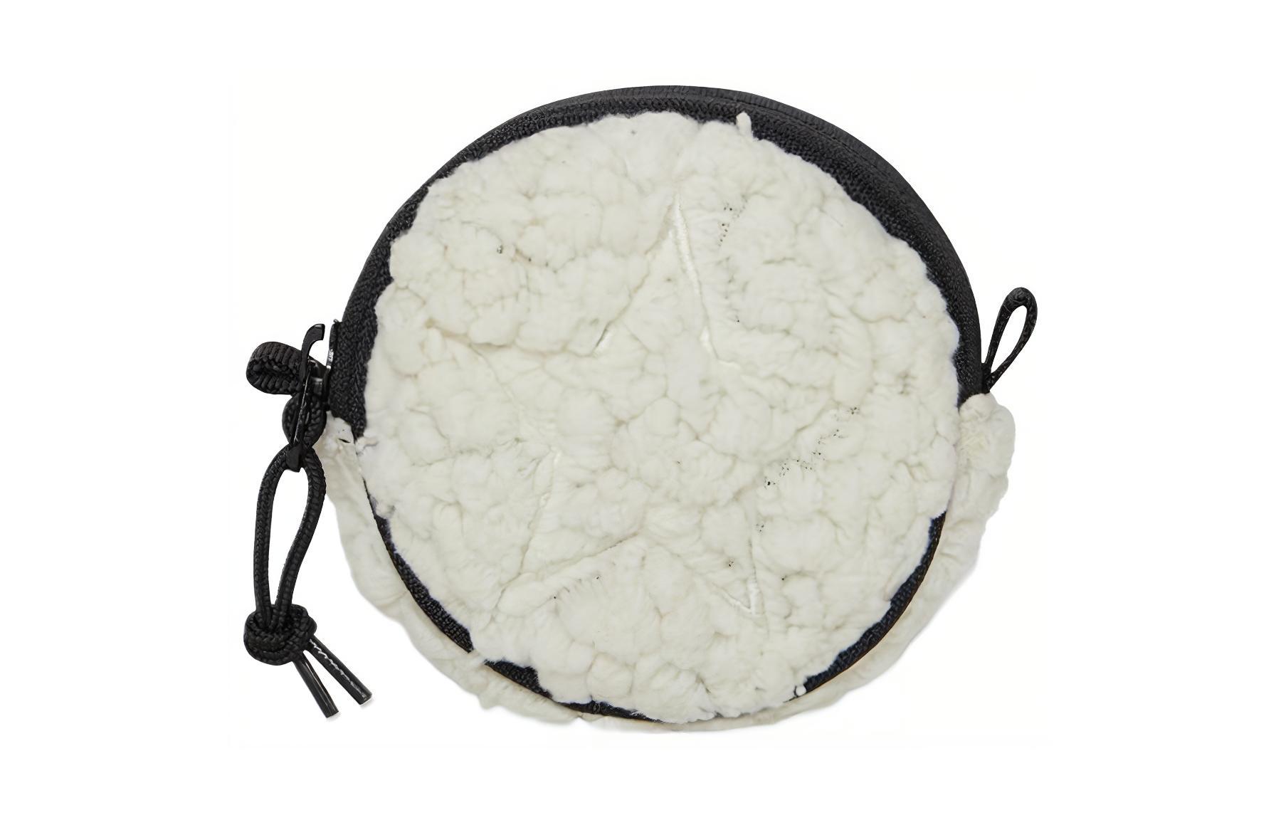 Converse Utility Pouch Velvet Coin Purse Regular Unisex White 10022711-A01