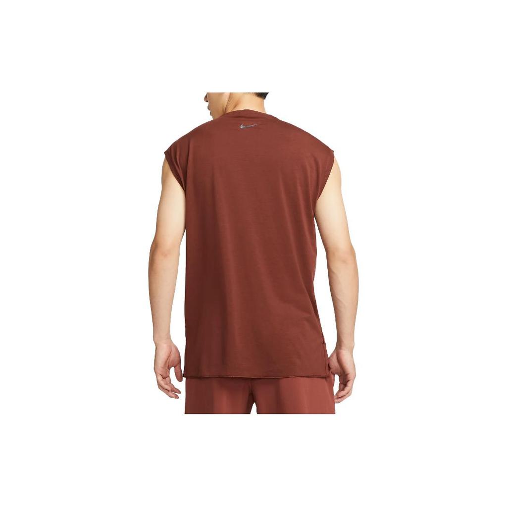 Nike T Shirts Men's Brown Crew Neck Moderate Straight Fit DM7823-217
