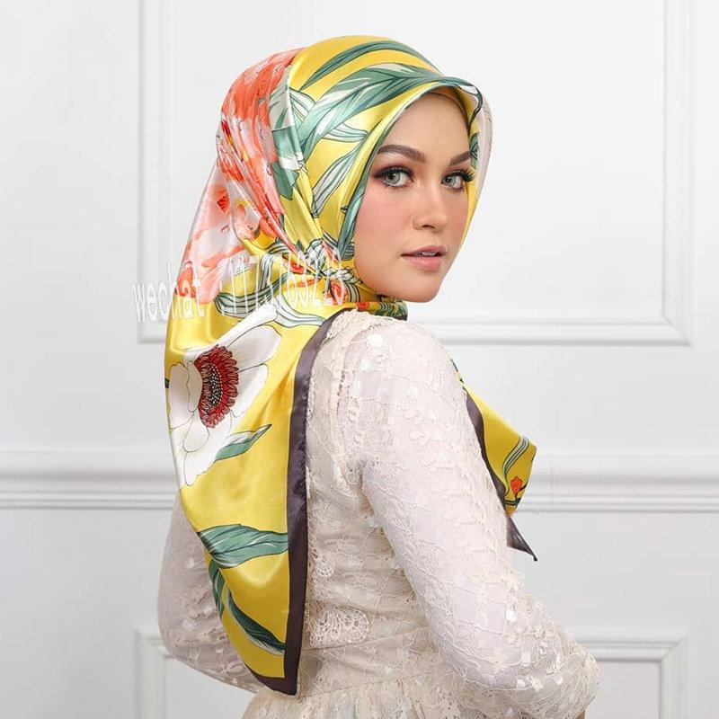 Høykvalitets luksuriøst silkeskjerf pannebånd Skjerf Halsskjerf For kvinner Kjede Silkeskjerf Dekorativt sjal for kvinner