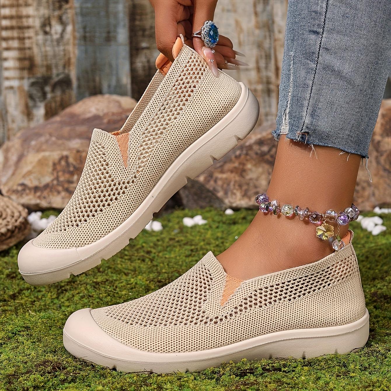 

Летняя новая женская обувь с перфорацией дышащая и повседневная. Туфли для мам в один шаг легкие и удобные. Сетчатая обувь для среднего возраста 35