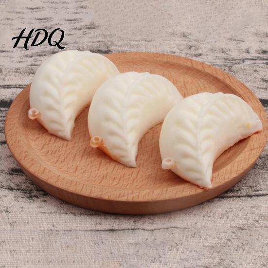 Palm-sized Stress Reliever Chinese Food Squeeze Toy Slow-Rising TPR Steamed Bun Dumpling Roll Fidget