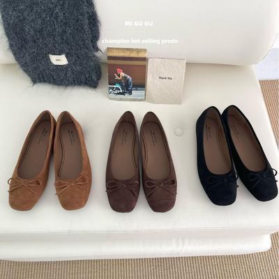 2025 Winter New Round Head Suede Soft Sole Soft Sole Versatile Doudou Bow Commuter Women's Single Shoes