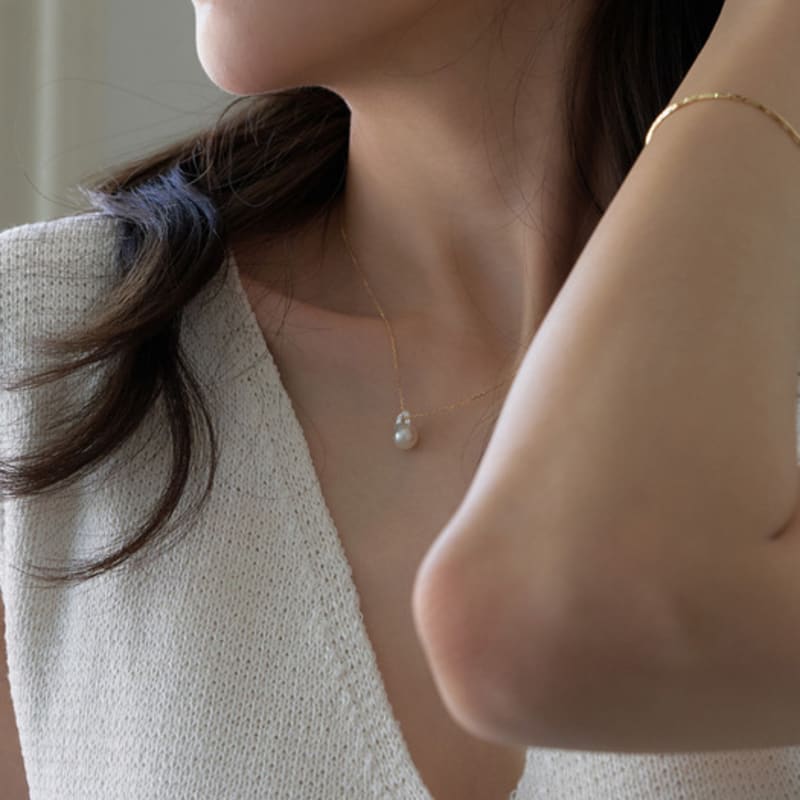 Dawn of Me Mini Baroque Pearl Necklace_Cream