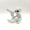3D-Druck Einzigartige und Interessante Alien-Statuen, Alien mit Waffe Dekorative Ornamente, Dekorationen für eine Party mit Weltraum-Thema