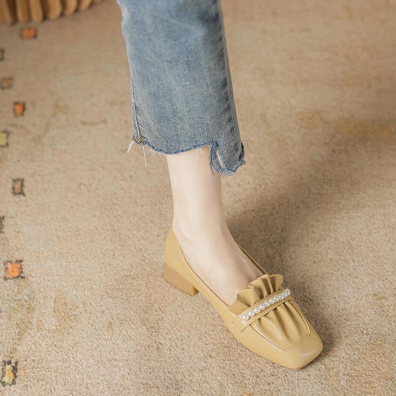 

Shallow thick heel single shoes women s autumn and summer new pearl pleated grandma shoes women s soft leather gentle single shoes women 35