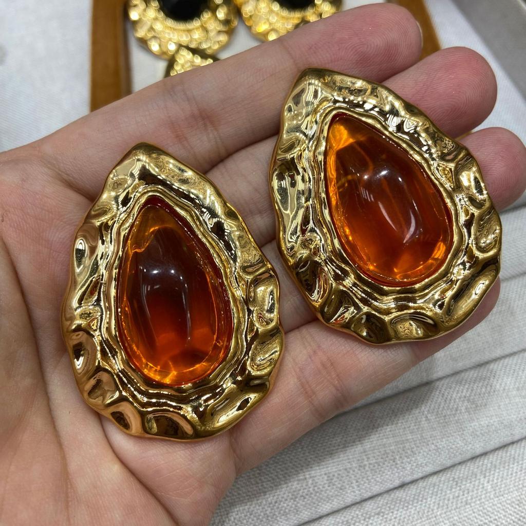 Black Water Drop Gem Stud Earrings Retro Classic Light Luxury Temperament Fashion Simple Earrings Women
