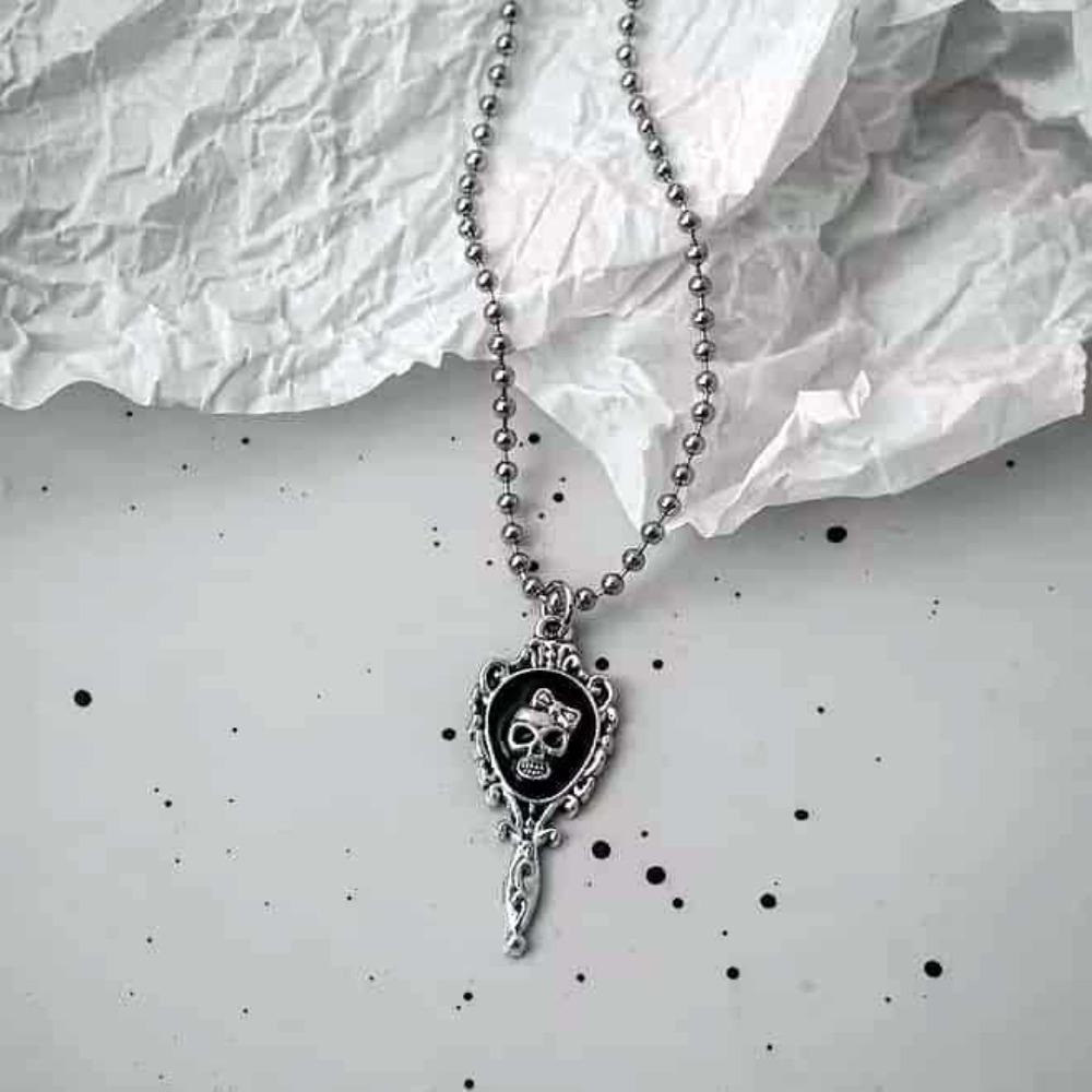Dark Gothic Black Drip Glaze Skull Thorn Cross Heart Pendant Necklace for Men Women Hallowmas Party Punk Jewelry Accessories