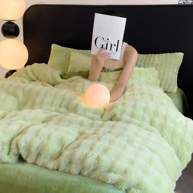 Plush Rabbit-Bed 3-Piece Set: Solid Color Duvet Cover & Rounded Corner Bed Sheet