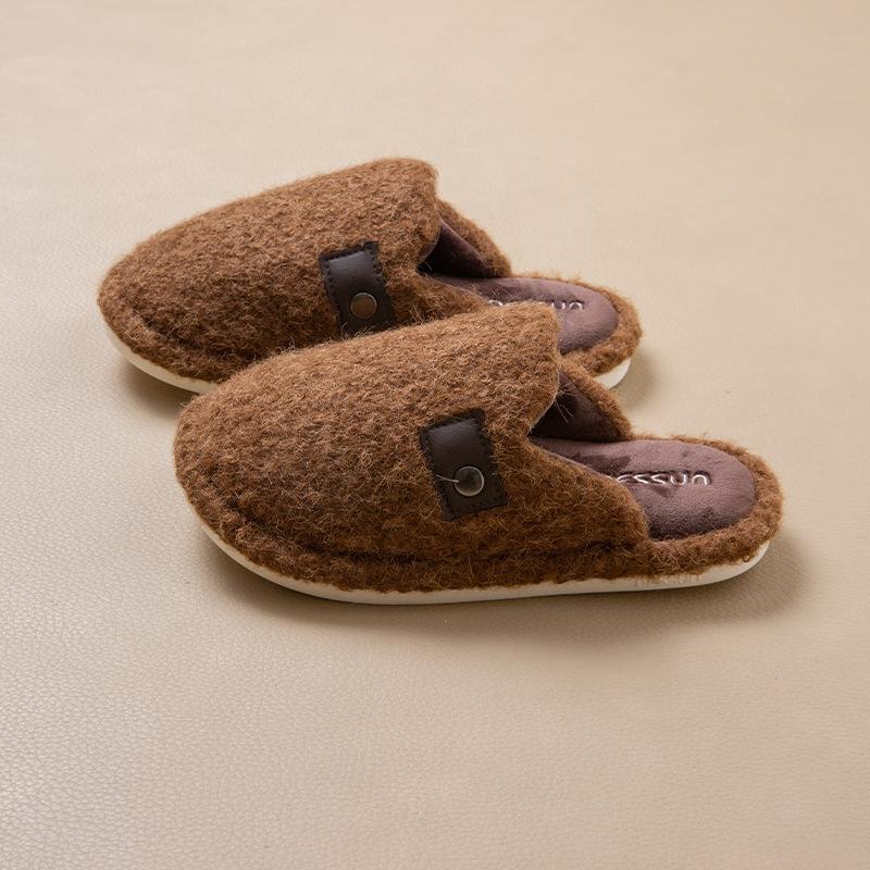 New Home Thermal and Fleece Home Slippers Thick-bottomed Plush Autumn and Winter Cotton Slippers, High-end Non-slip Winter Outer Wear