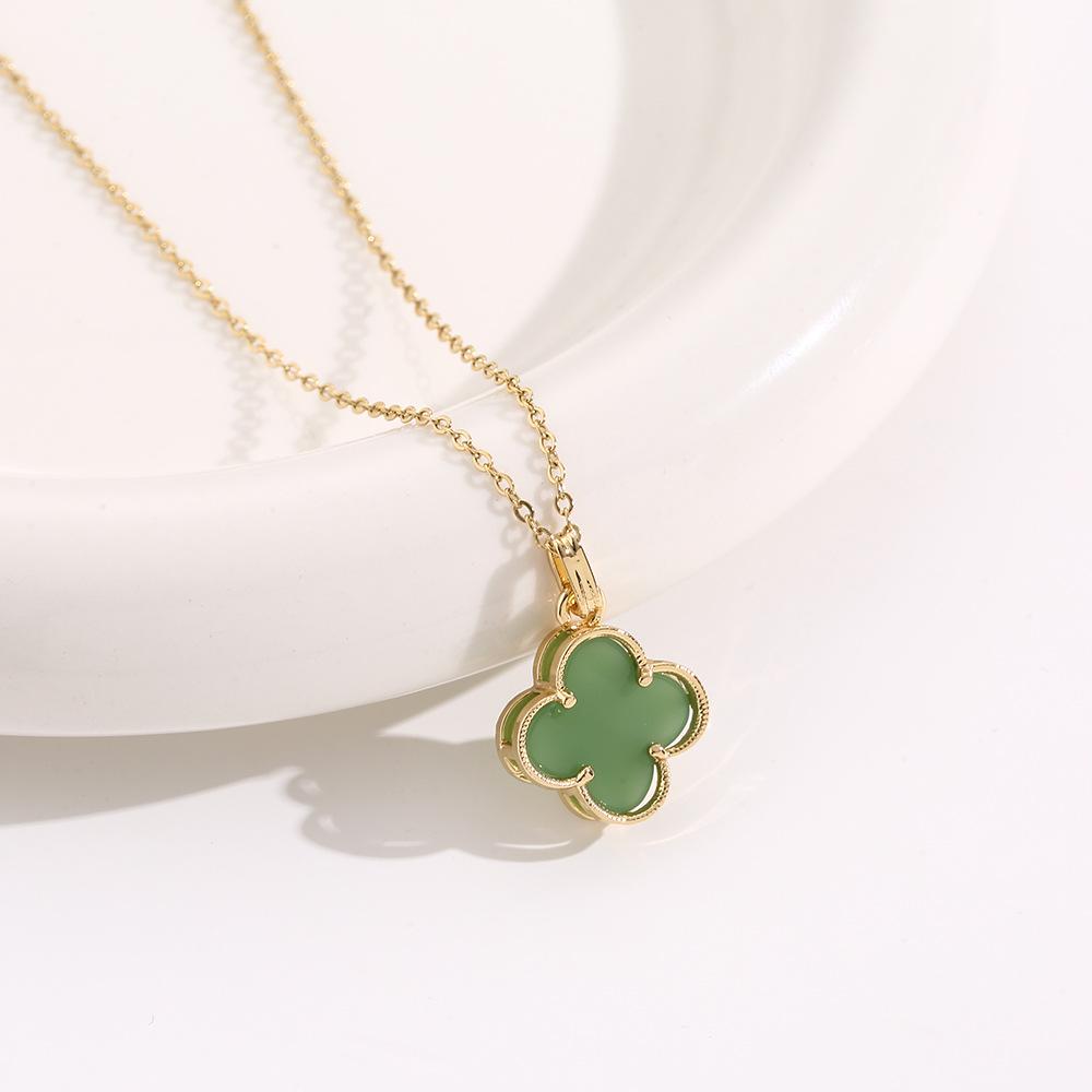 Elegant Gold-Plated Chinese-Style Four-Leaf Clover Necklace with Imitation Hetian Jade Pendant for Women