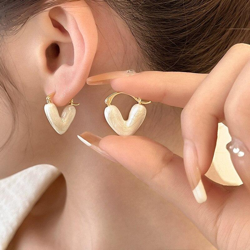 Ingemark Elegant Sweet Love Heart Drop Earrings for Women Korean Fashion Geometric Piercing Earrings Aesthetic Jewelry Gifts