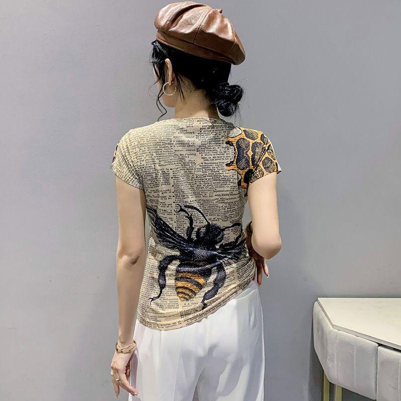 Creative Printed Short Sleeved T-shirt for Women's Summer Wear New Fashionable European Design Slim Fit and Western-style Letter Half Sleeved Top