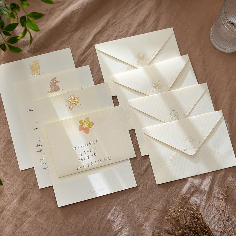 Elegant Textured Gold Foil Love Letter Set with Envelopes for Romantic Confessions and Greetings