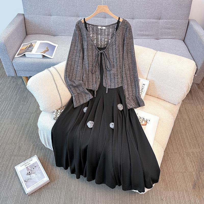 Plus-size Women's Dress with A Retro Halter Dress and A Small Cardigan Set for Spring and Autumn