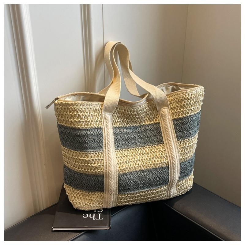 New Contrasting Straw Bag Portable Large-capacity Beach Bag Shoulder Casual Fashion Woven Bag Women's Bag