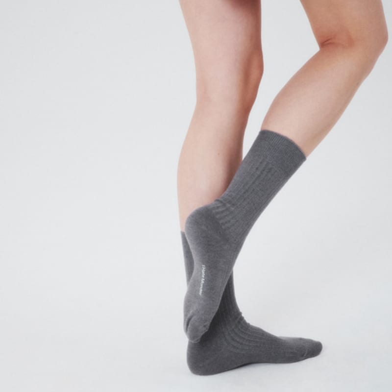I Hate Monday [IHM250321] New Essential Socks Gray
