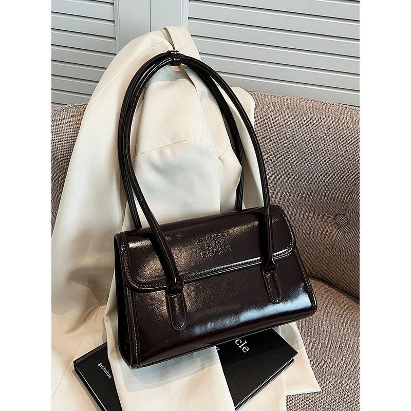 

Large Capacity Bag Women Spring/Summer Versatile 2025 New Simple Korean Style Niche Design Shoulder Underarm Bag Briefcase White without pendant