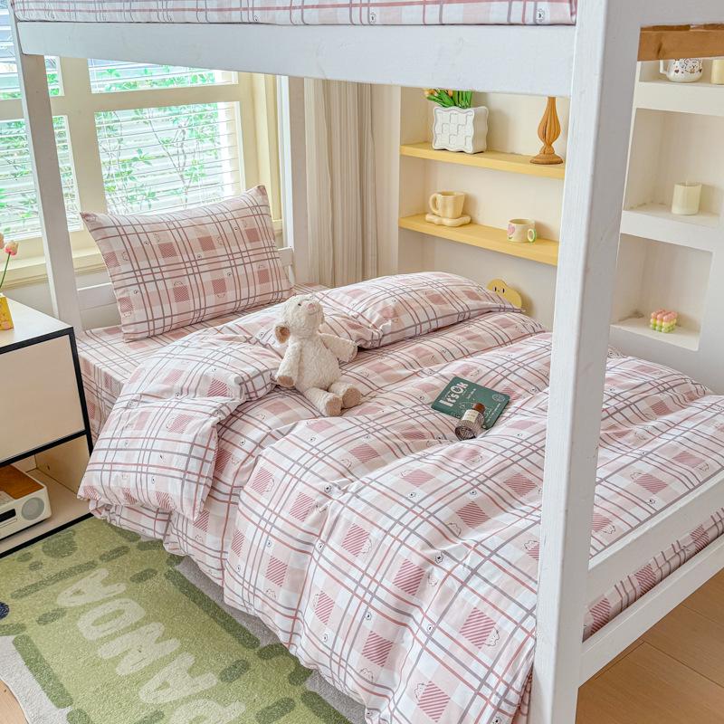Plaid Pure Cotton 3-Piece Dorm Bedding Set - Duvet Cover, Bed Sheet, Pillowcase One Pillowcase