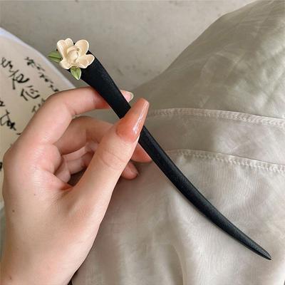 Retro Chinese Hair Jewelry White Flower Step Shake Green Leaf Butterfly Designs Wooden Hair Sticks Forks Women Hair Bun Maker