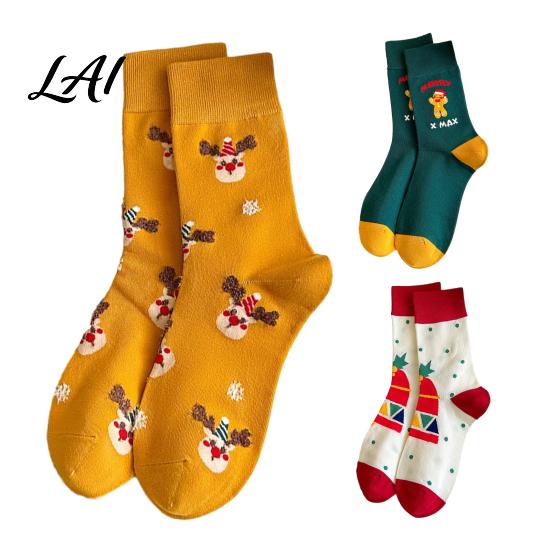 Holiday Outfit Accessories Cute Christmas Stockings Cotton Crew Socks for Women Soft Breathable Winter Warm Hosiery Thermal with Gingerbread