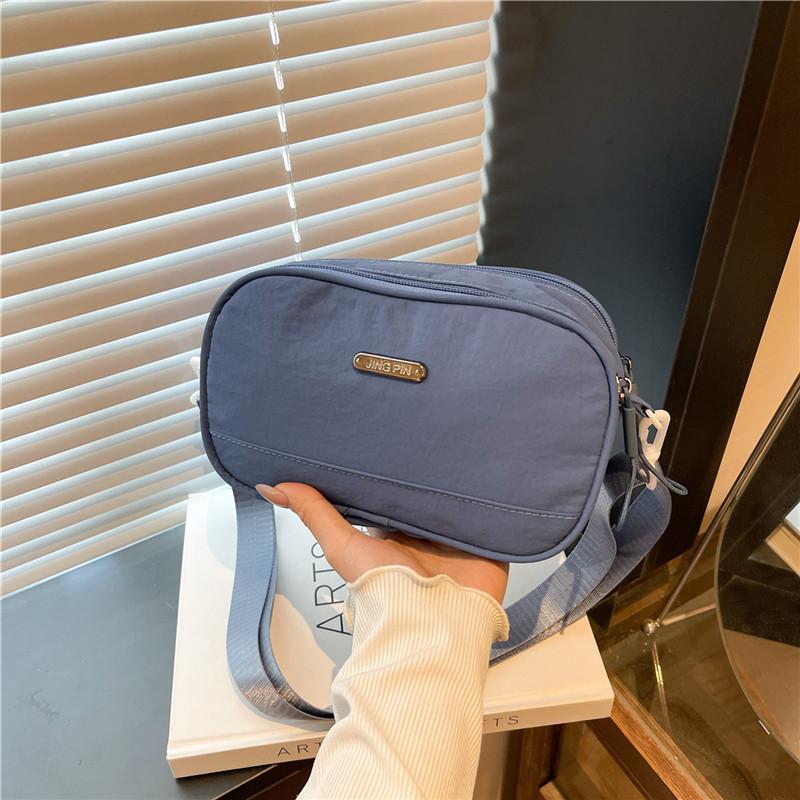 

Casual and beautiful shoulder bag New Oxford cloth shell bag Simple messenger bag Change bag синий