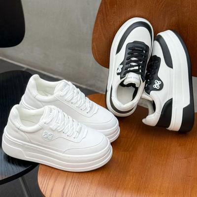 Herfst nieuwe verhogende modieuze veelzijdige muffin platform casual sportschoenen dames kleurmatching witte schoenen