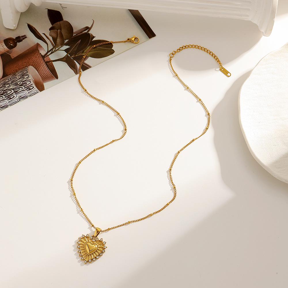 Ying Tai Women's Heart Pendant Necklace, Stainless Titanium Steel, Zircon Crystal, High Polish 18K Gold, Waterproof and Fashionable.
