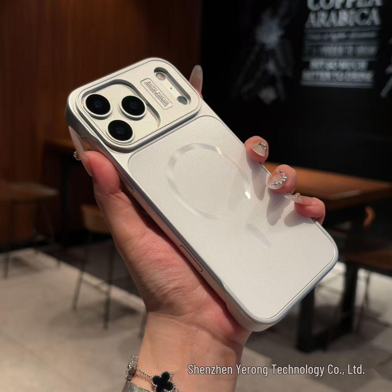 

iPhone 17 Pro Max Borderless Magnetic Case - Frosted Heat Dissipation Protective Cover iPhone 14 Plus