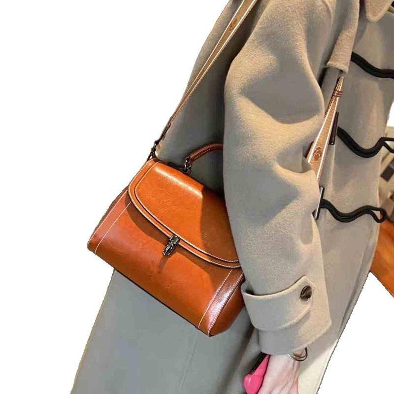 This Is A Simple, High-end, Fashionable and Versatile Single-shoulder Crossbody Bag for Women