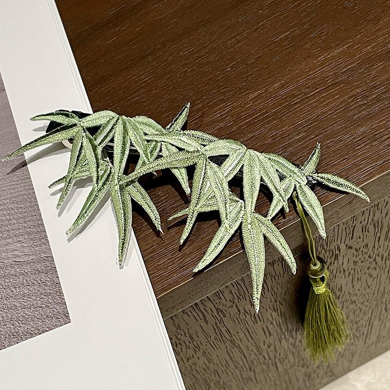 1Pc National Style Bamboo Leaf Tassel Hair Clip Womens Curly Hair Side Clip Hair Accessory
