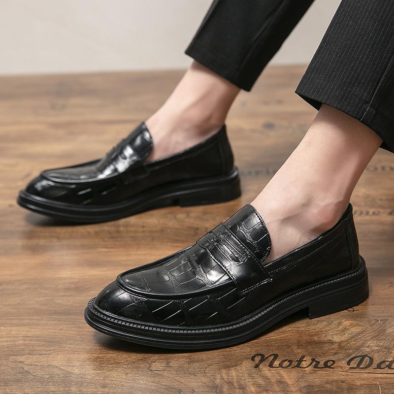 Men's shoes large size new leather shoes fashion men's casual leather shoes breathable British style loafers