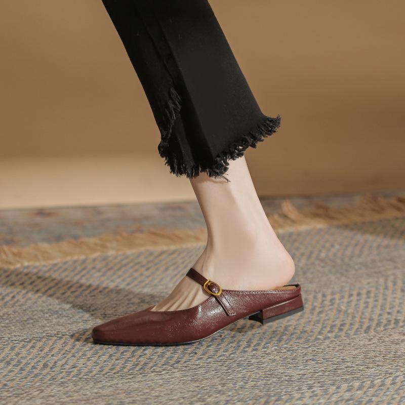 

2025 новая нишевая сумка голова средний каблук полушлепанцы круглый носок толстый каблук плоская подошва модные универсальные ленивые туфли мюли одинарная обувь 33