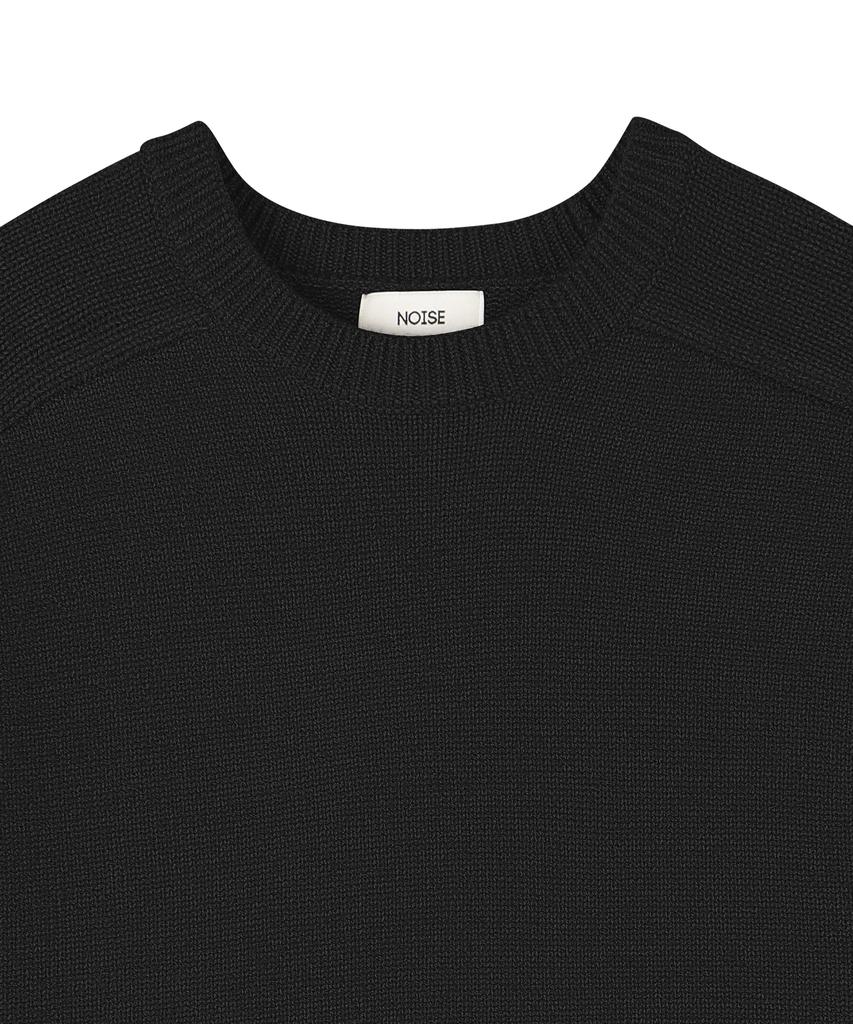 NOISE Essential Round Crop Knit - Black