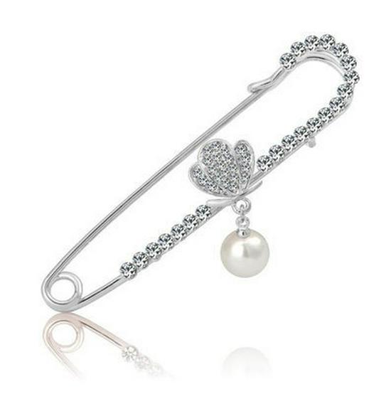 Rhinestone & Pearl Butterfly Brooch: Versatile Accessory for Cardigans, Sweaters, Scarves, Lapels, and Corsages. серебряный